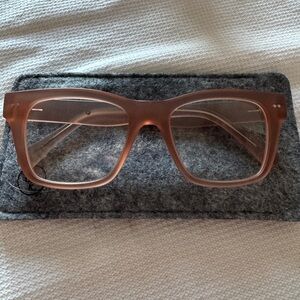 Look Optic Readers +1.00 Translucent Matte Square Glasses